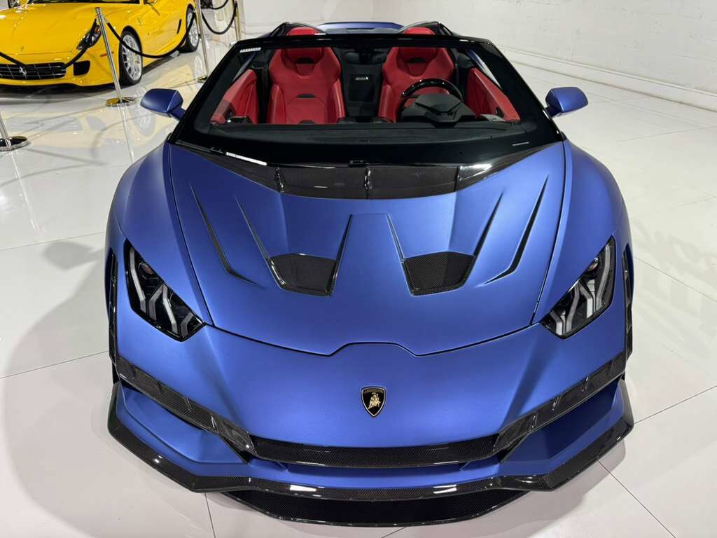 2020 Lamborghini Huracan EVO Spyder ALL-WHEEL DRIVE! DarwinPRO body kit, Sensonum audio system, carbon galore AND MUCH MORE!!