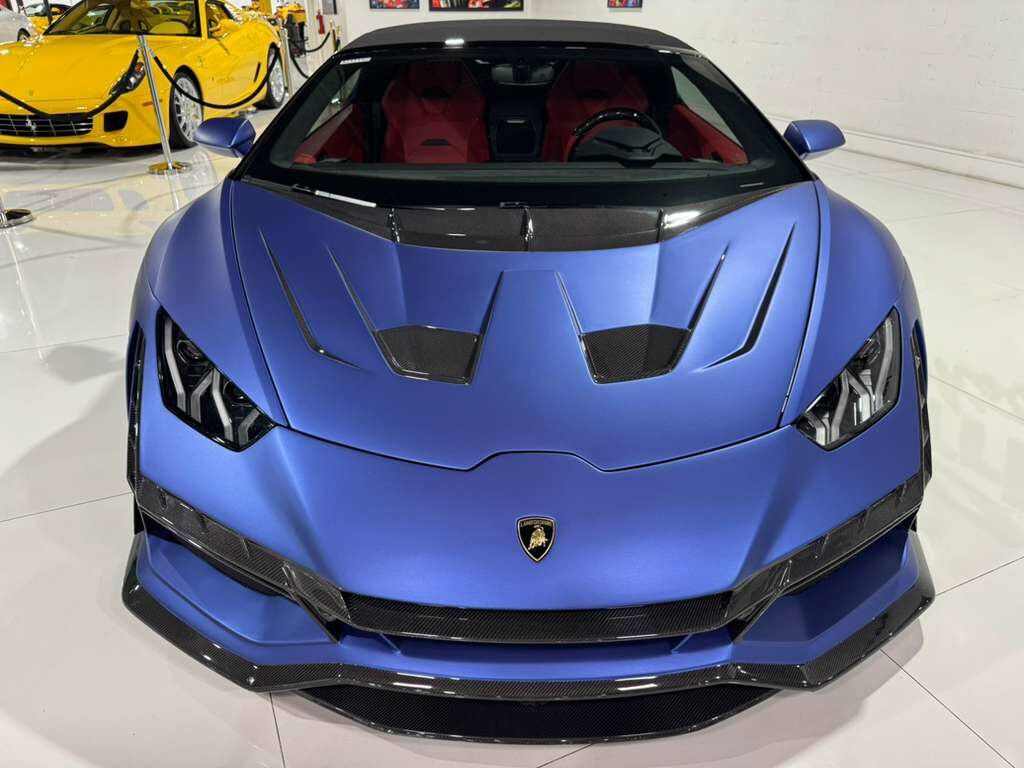 2020 Lamborghini Huracan EVO Spyder ALL-WHEEL DRIVE! DarwinPRO body kit, Sensonum audio system, carbon galore AND MUCH MORE!! Fort Lauderdale FL