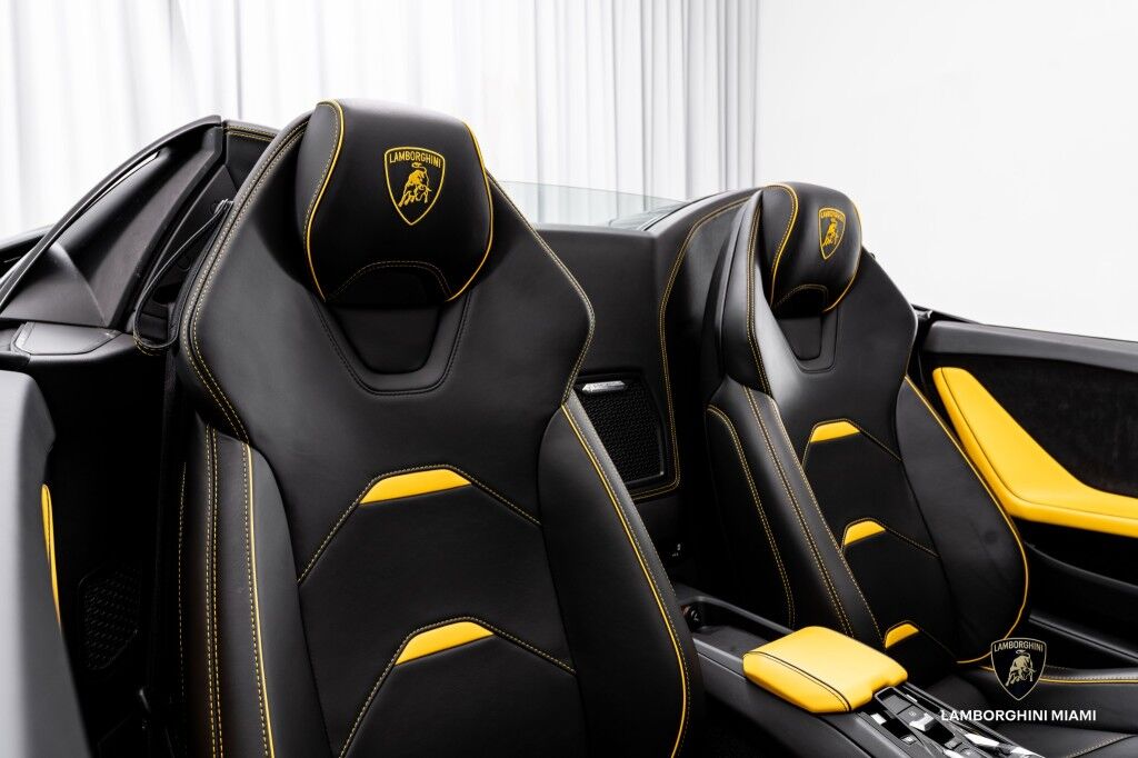 2020 Lamborghini Huracan EVO Spyder North Miami Beach FL