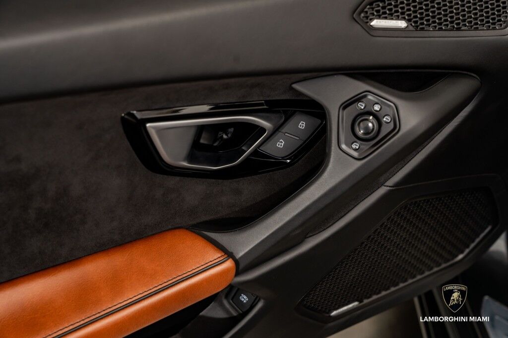 2020 Lamborghini Huracan EVO Spyder North Miami Beach FL