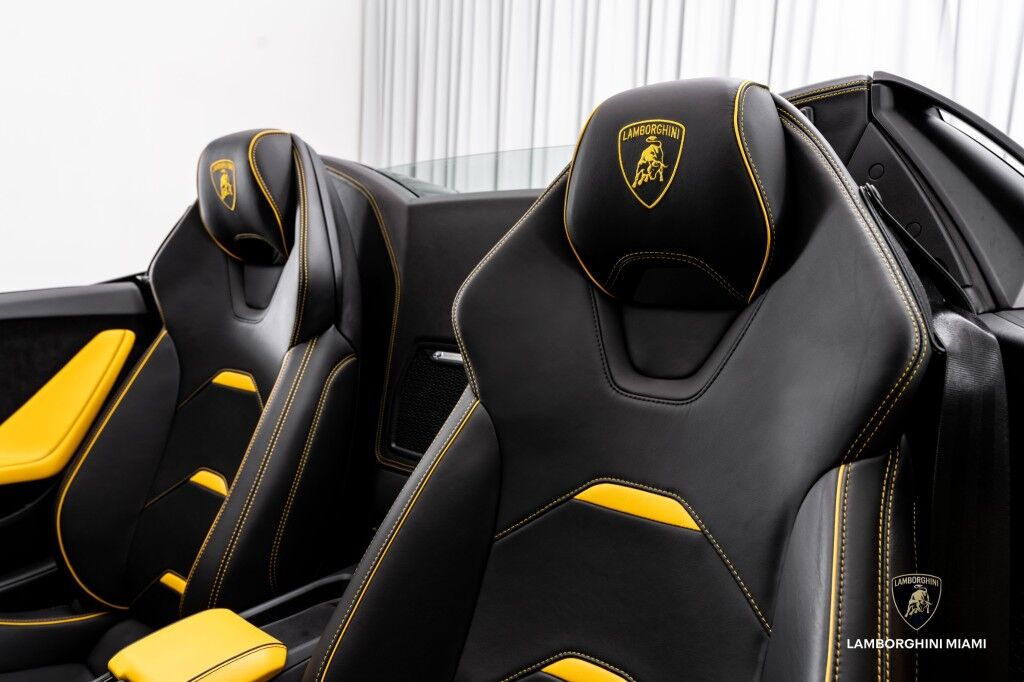 2020 Lamborghini Huracan EVO Spyder North Miami Beach FL