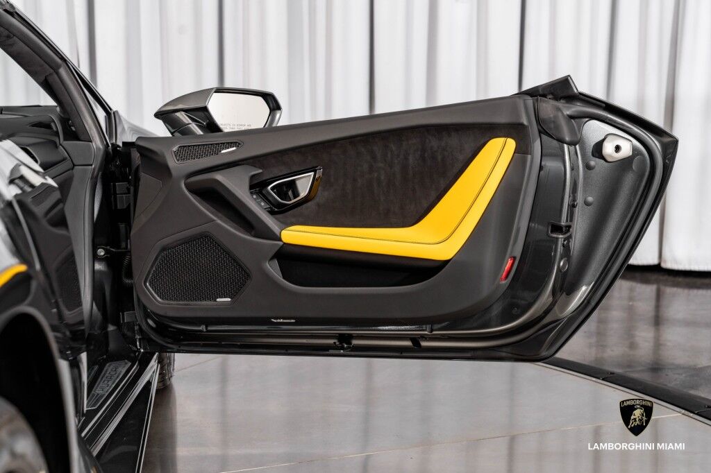 2020 Lamborghini Huracan EVO Spyder North Miami Beach FL