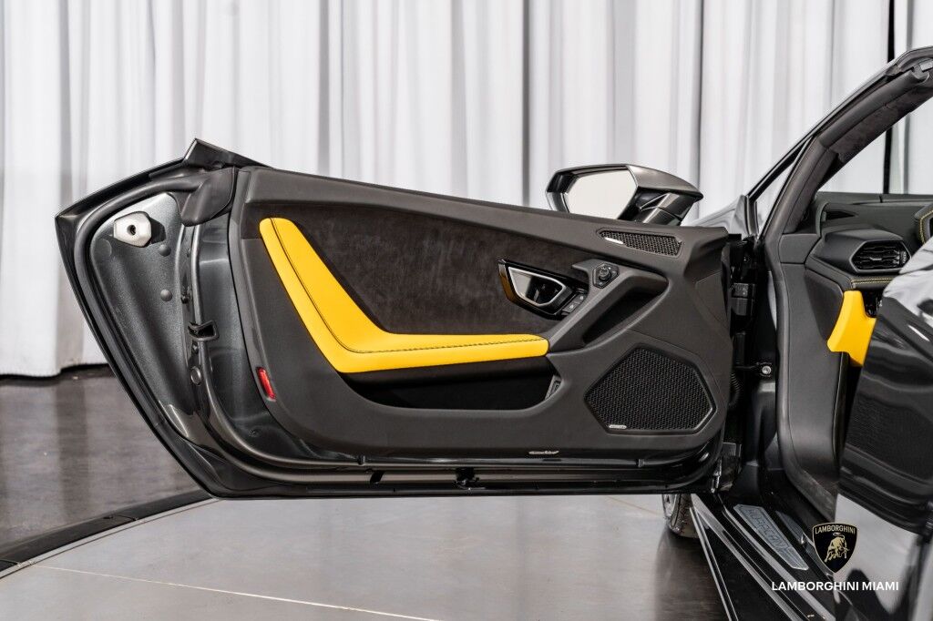 2020 Lamborghini Huracan EVO Spyder North Miami Beach FL