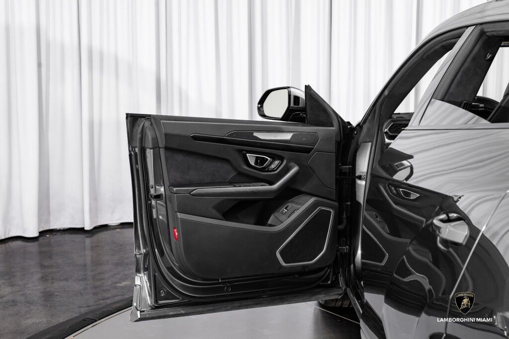 2020 Lamborghini Urus North Miami Beach FL