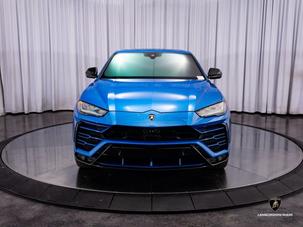 2020 Lamborghini Urus