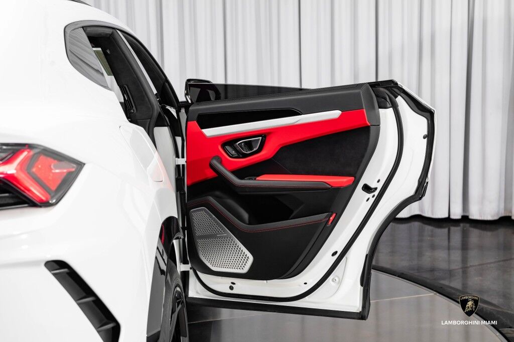 2020 Lamborghini Urus North Miami Beach FL