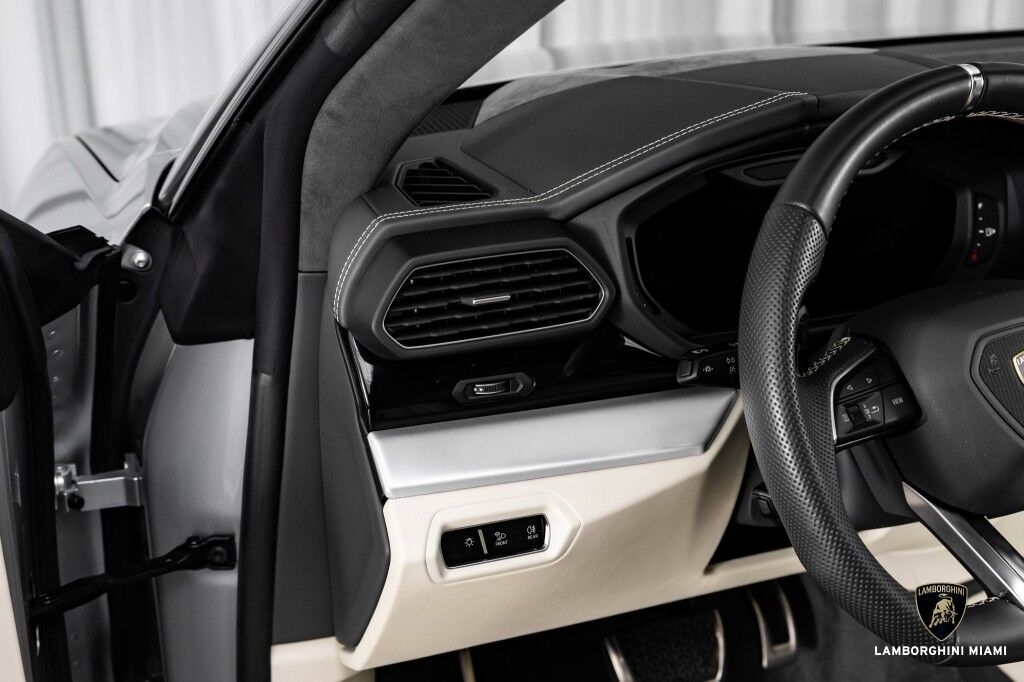 2020 Lamborghini Urus North Miami Beach FL