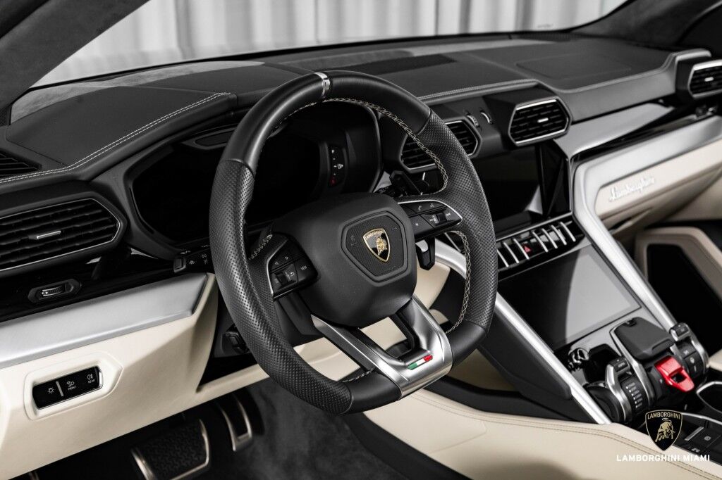 2020 Lamborghini Urus North Miami Beach FL