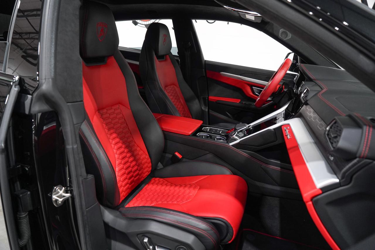 2020 Lamborghini Urus Base - Photo 17