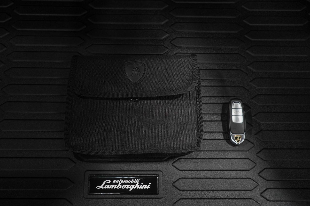 2020 Lamborghini Urus Base - Photo 31