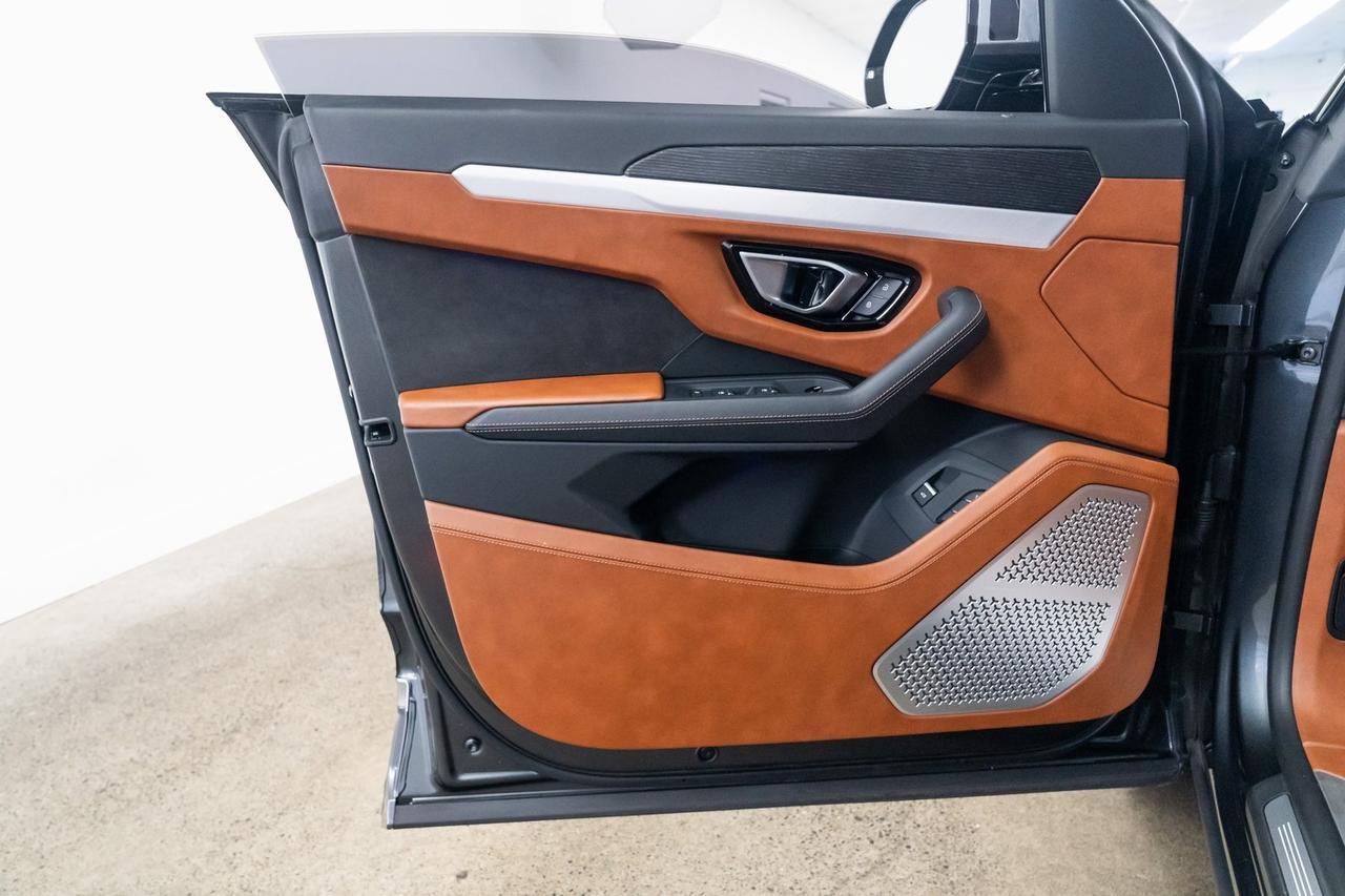 2020 Lamborghini Urus Base Vented Seats Bang &amp; Olufsen Audio Panoramic Moonro Portland OR