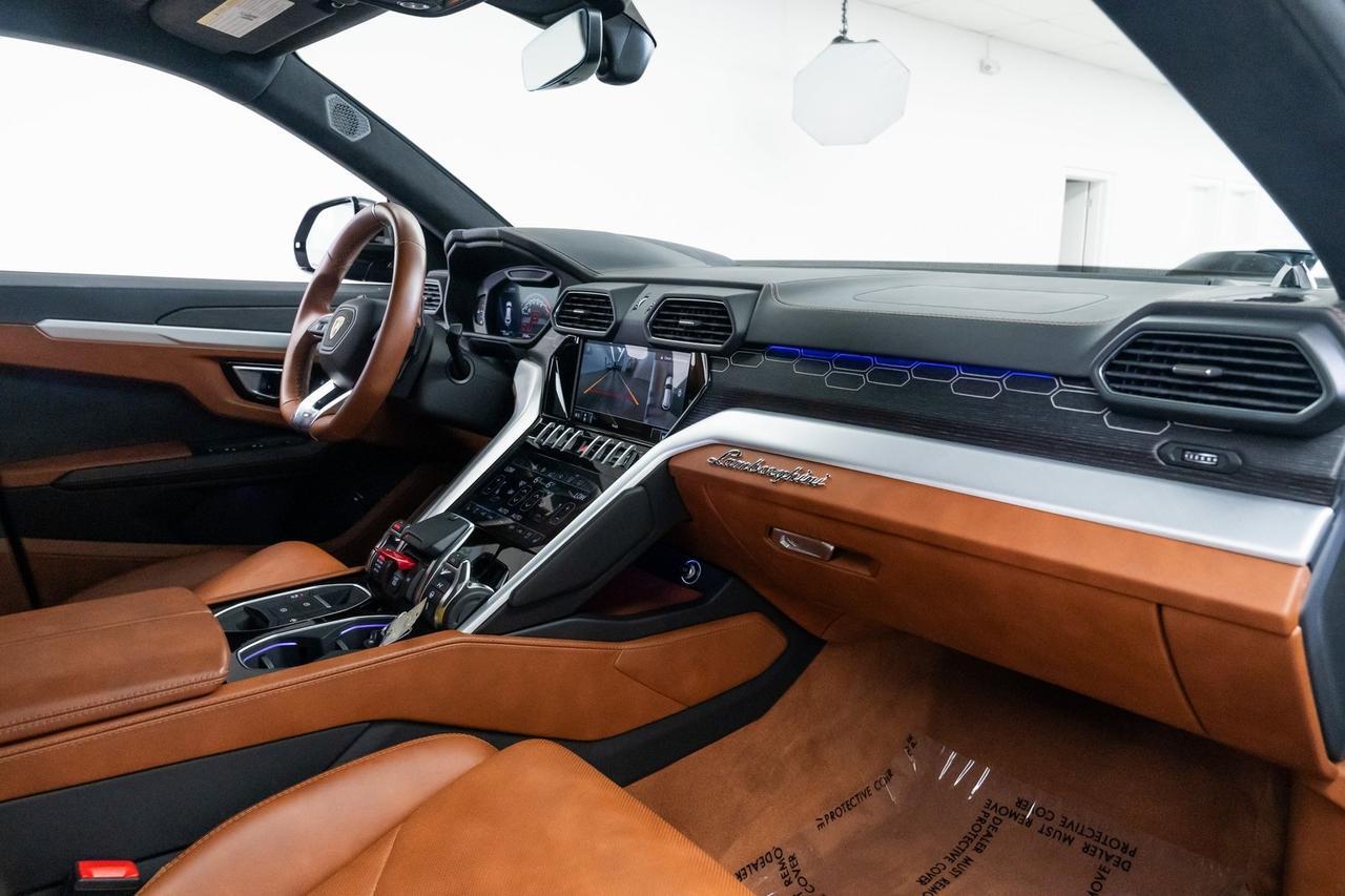 2020 Lamborghini Urus Base Vented Seats Bang &amp; Olufsen Audio Panoramic Moonro Portland OR