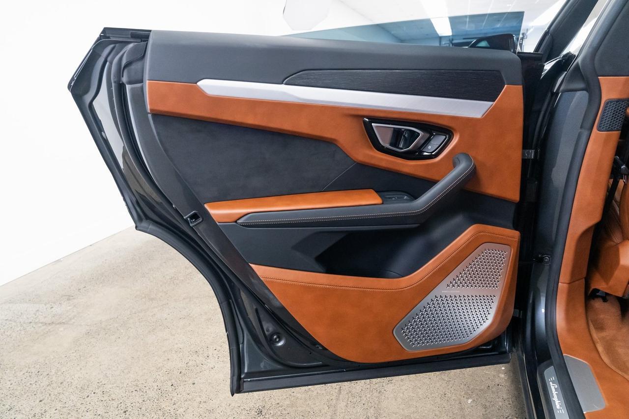 2020 Lamborghini Urus Base Vented Seats Bang &amp; Olufsen Audio Panoramic Moonro Portland OR