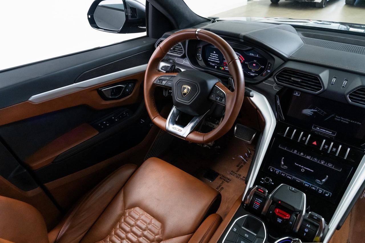 2020 Lamborghini Urus Base Vented Seats Bang &amp; Olufsen Audio Panoramic Moonro Portland OR