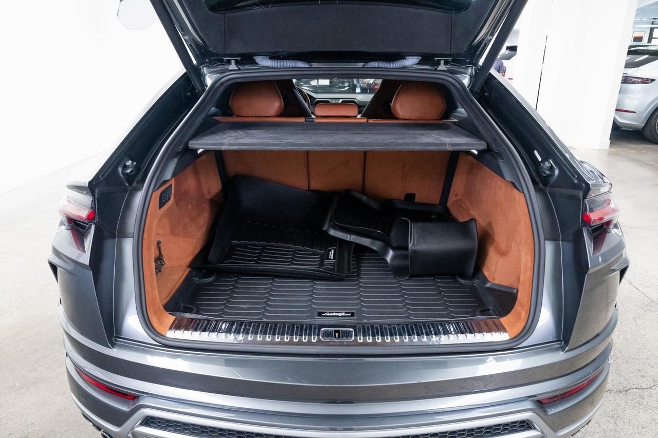 2020 Lamborghini Urus Base Vented Seats Bang &amp; Olufsen Audio Panoramic Moonro Portland OR