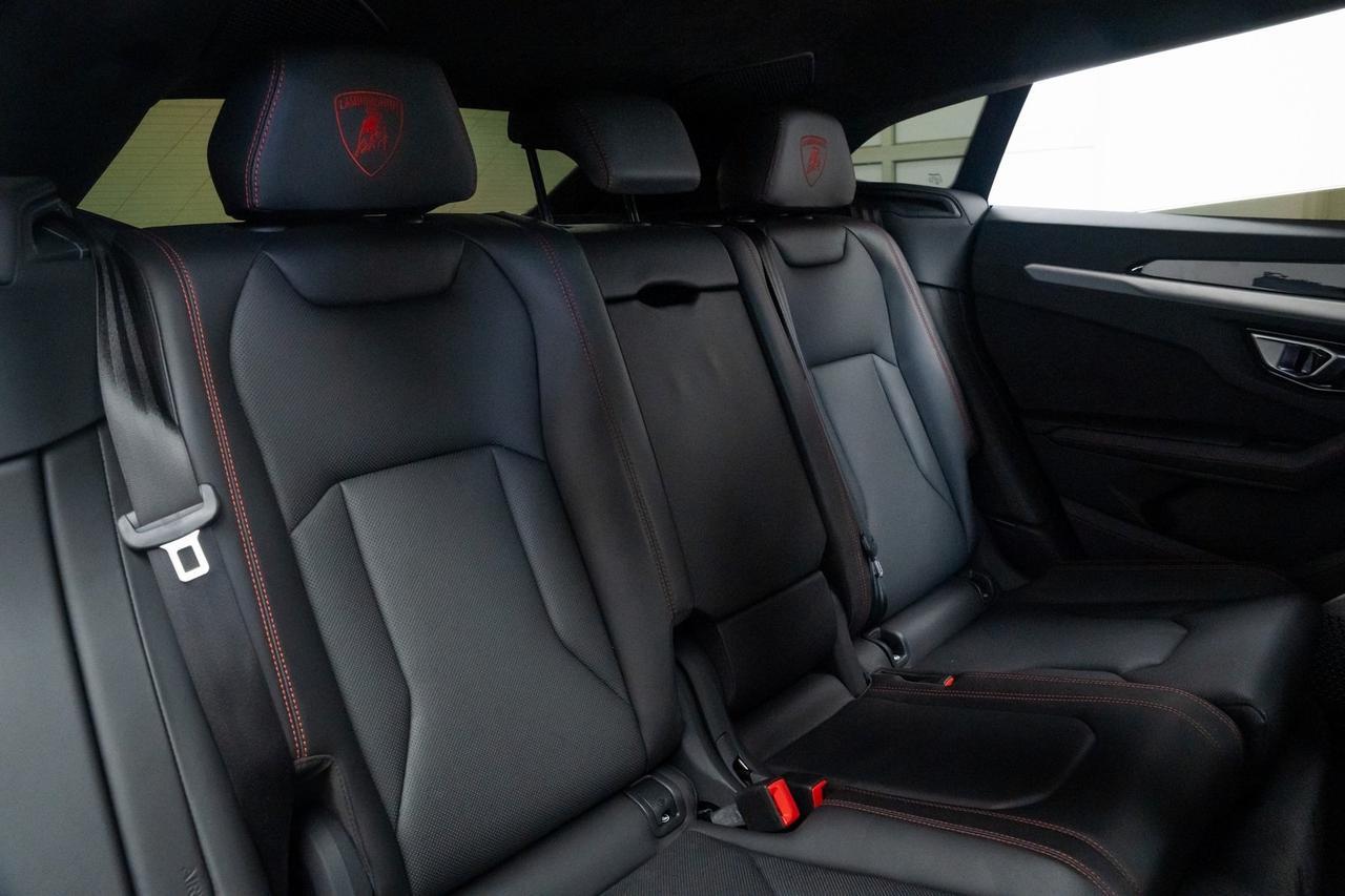2020 Lamborghini Urus Vented Seats Ceramic Brakes Bang &amp; Olufsen Audio Portland OR