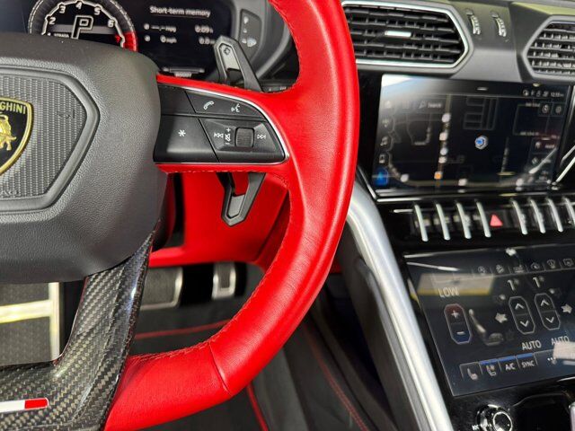 2020 Lamborghini Urus panoramic roof, Ad Personam interior, Bang & Olufsen audio AND MUCH MORE!! Fort Lauderdale FL