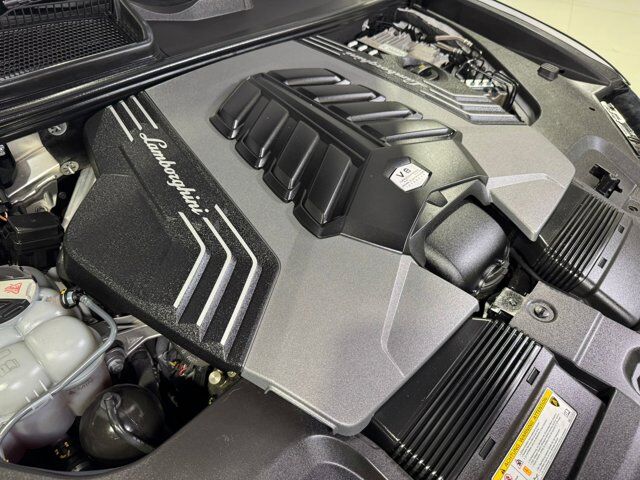 2020 Lamborghini Urus panoramic roof, Ad Personam interior, Bang & Olufsen audio AND MUCH MORE!! Fort Lauderdale FL