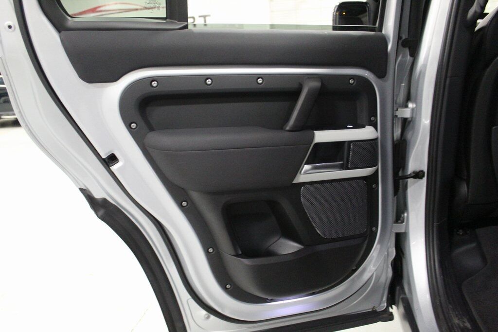 2020 Land Rover Defender 110 First Edition Tigard OR