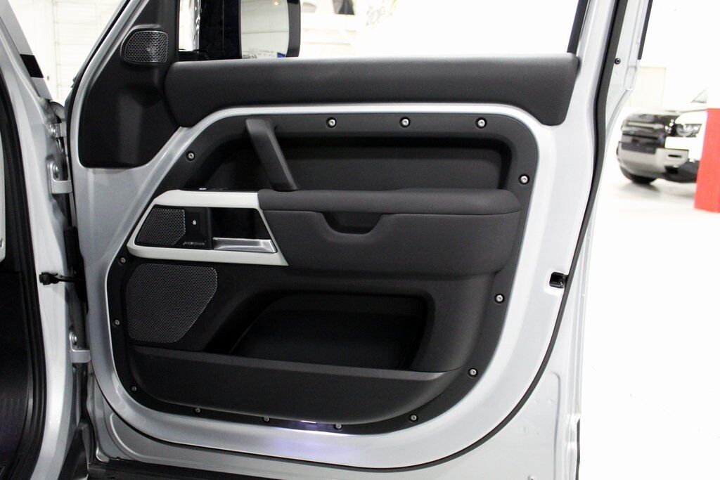 2020 Land Rover Defender 110 First Edition Tigard OR