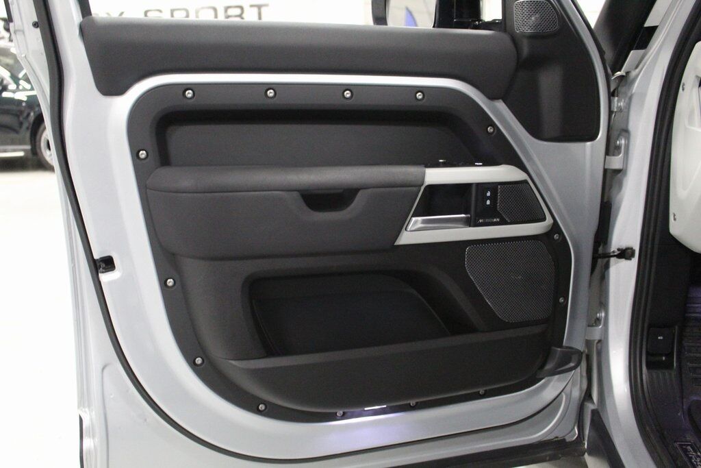 2020 Land Rover Defender 110 First Edition Tigard OR