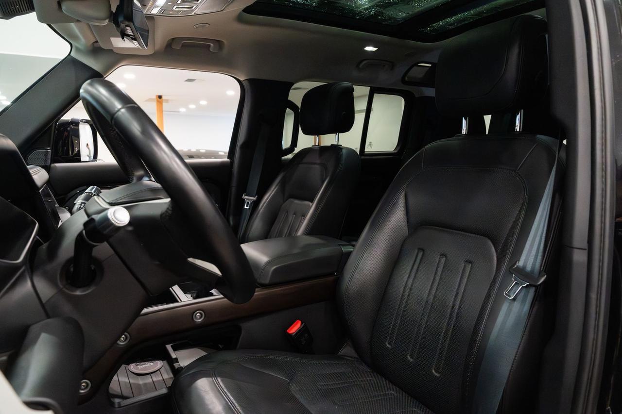 2020 Land Rover Defender 110 HSE Gladstone OR