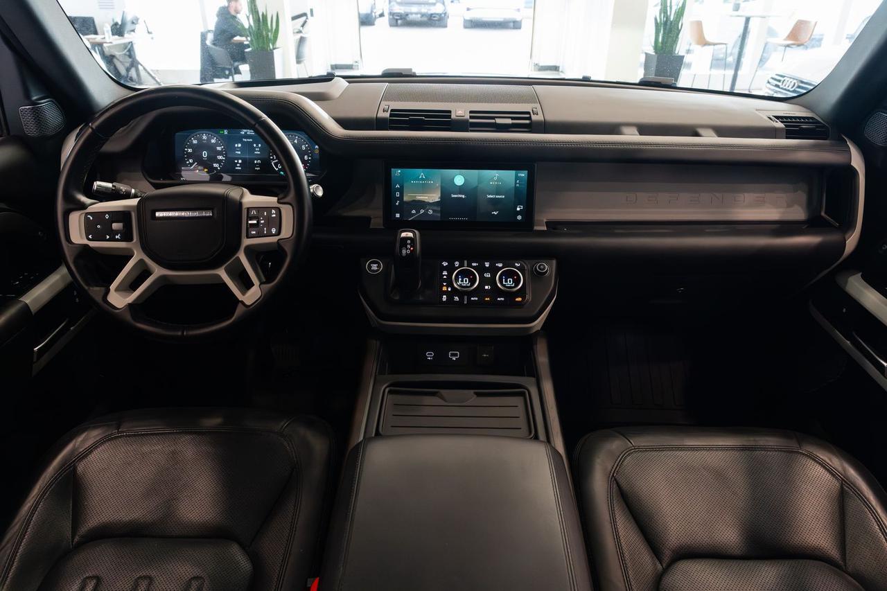 2020 Land Rover Defender 110 HSE Gladstone OR