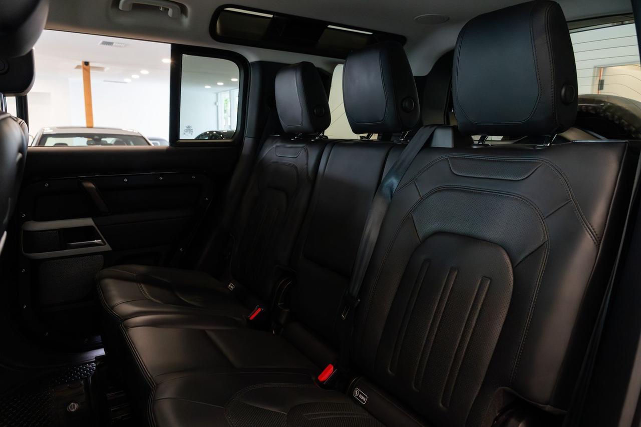 2020 Land Rover Defender 110 HSE Gladstone OR