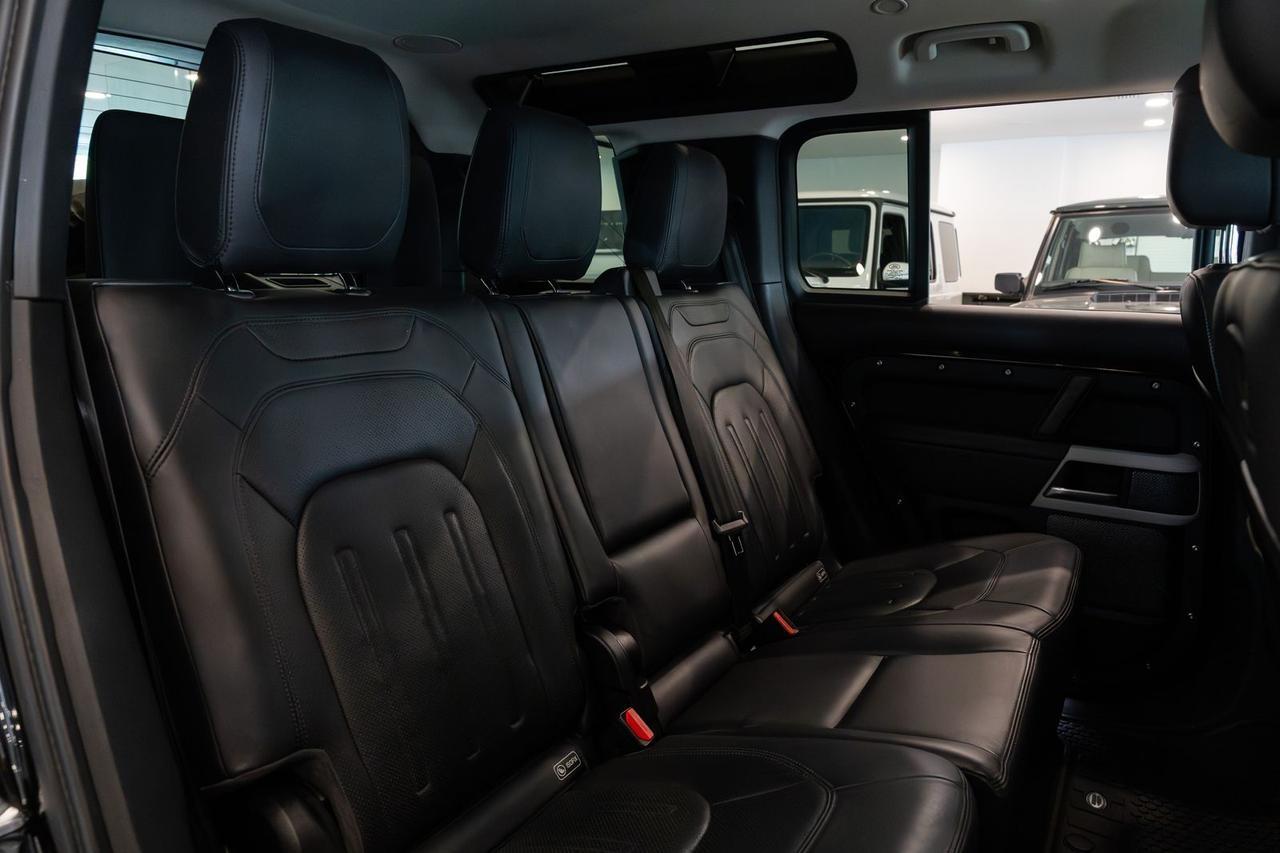 2020 Land Rover Defender 110 HSE Gladstone OR