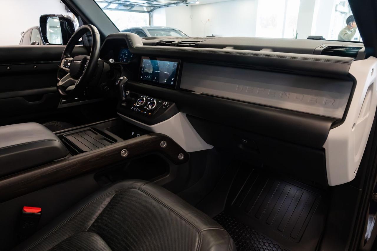 2020 Land Rover Defender 110 HSE Gladstone OR