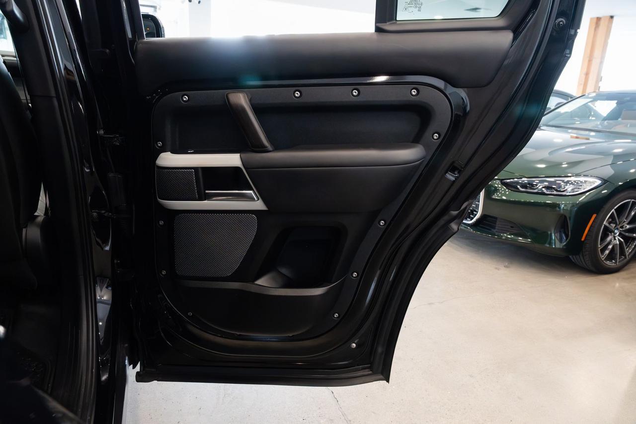2020 Land Rover Defender 110 HSE Gladstone OR