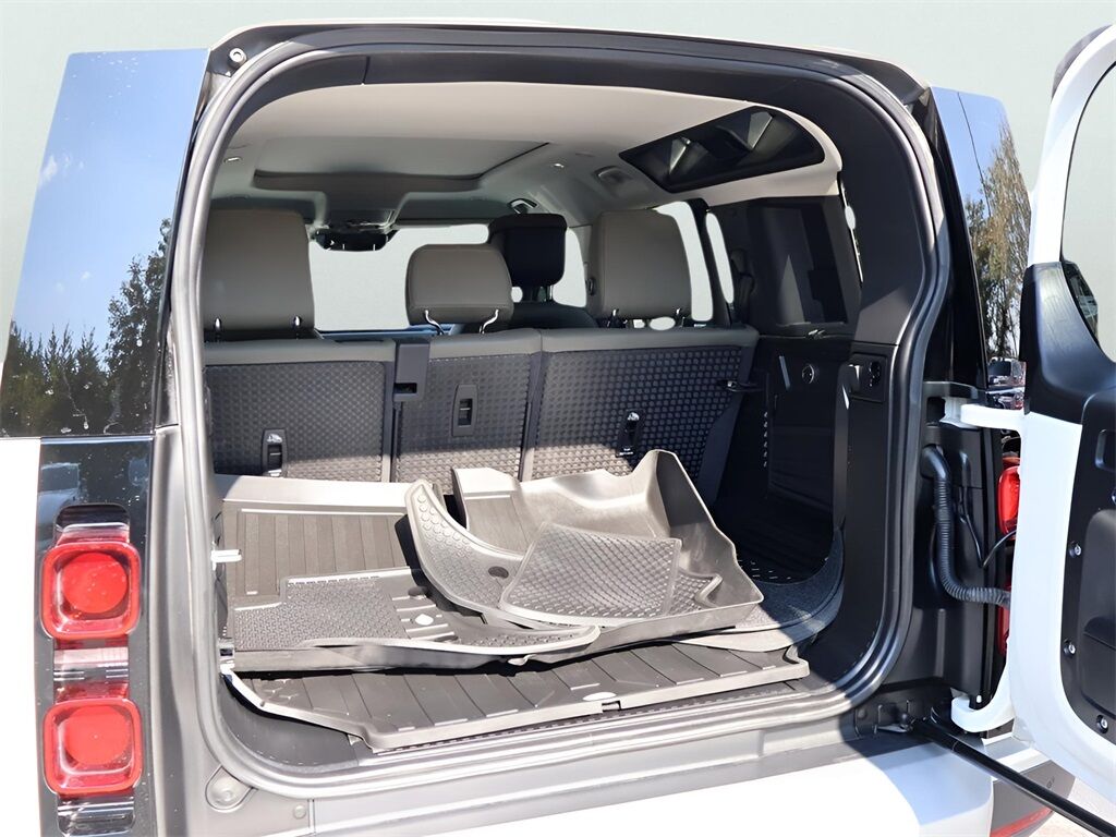 2020 Land Rover Defender 110 HSE San Clemente CA