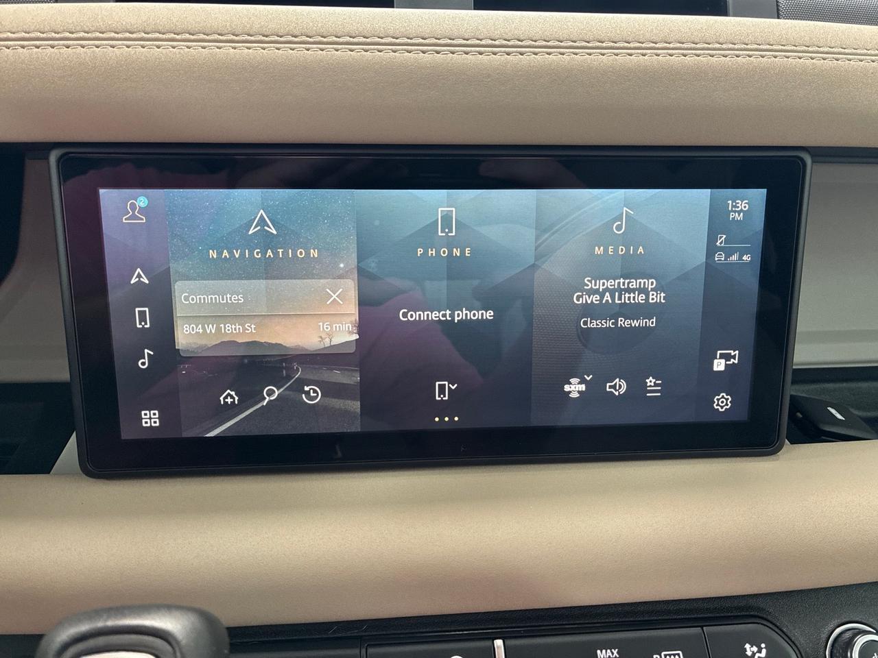 2020 Land Rover Defender SE, Driver Assist Pack, Off-Road Pack, Towing Pack, Pano Roof, Heat & Cool Seats Houston TX