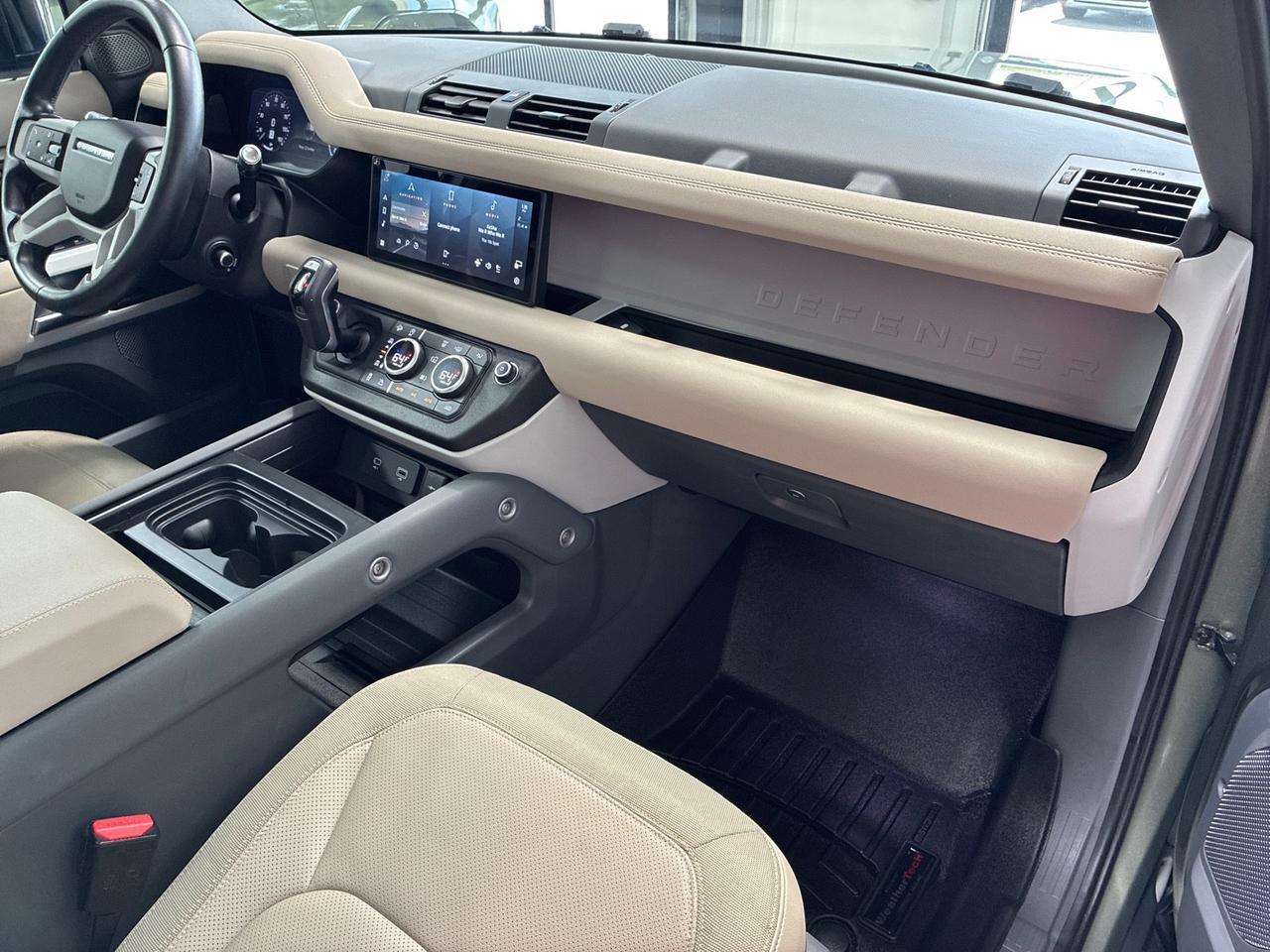 2020 Land Rover Defender SE, Driver Assist Pack, Off-Road Pack, Towing Pack, Pano Roof, Heat & Cool Seats Houston TX