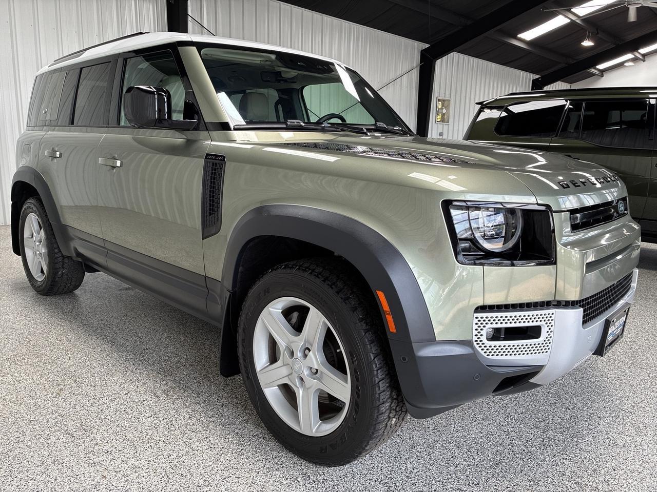 2020 Land Rover Defender SE, Driver Assist Pack, Off-Road Pack, Towing Pack, Pano Roof, Heat & Cool Seats Houston TX