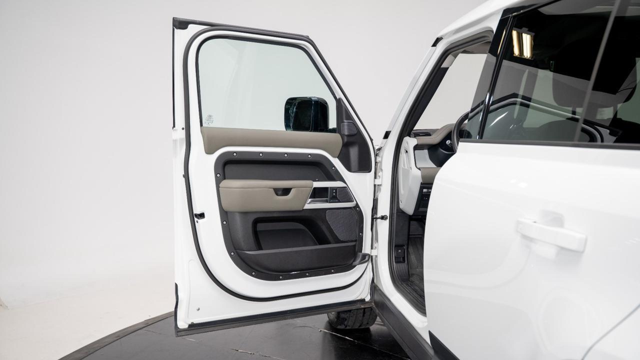 2020 Land Rover Defender SE Franklin TN