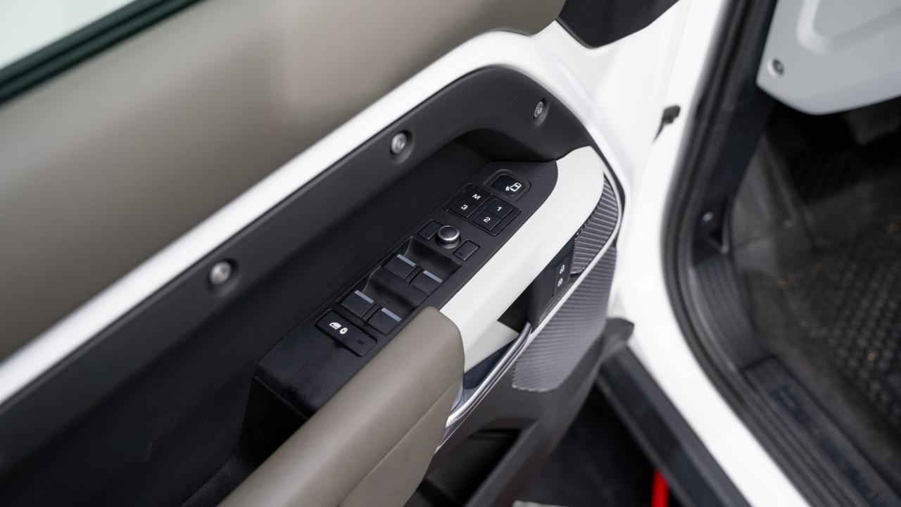 2020 Land Rover Defender SE Franklin TN