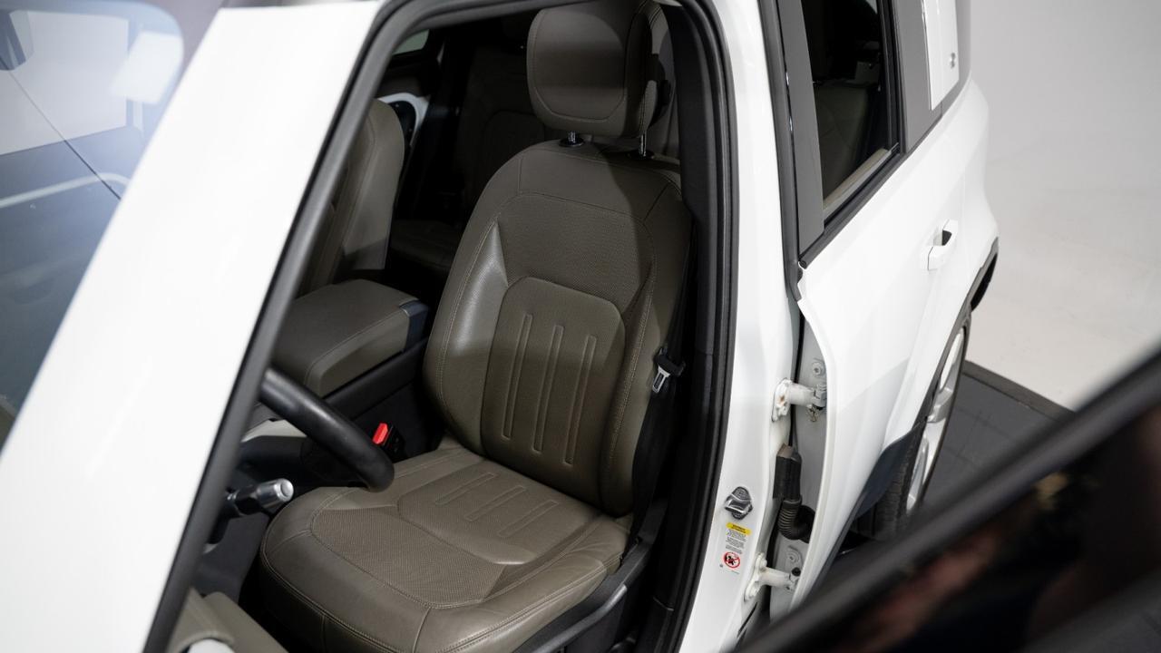2020 Land Rover Defender SE Franklin TN