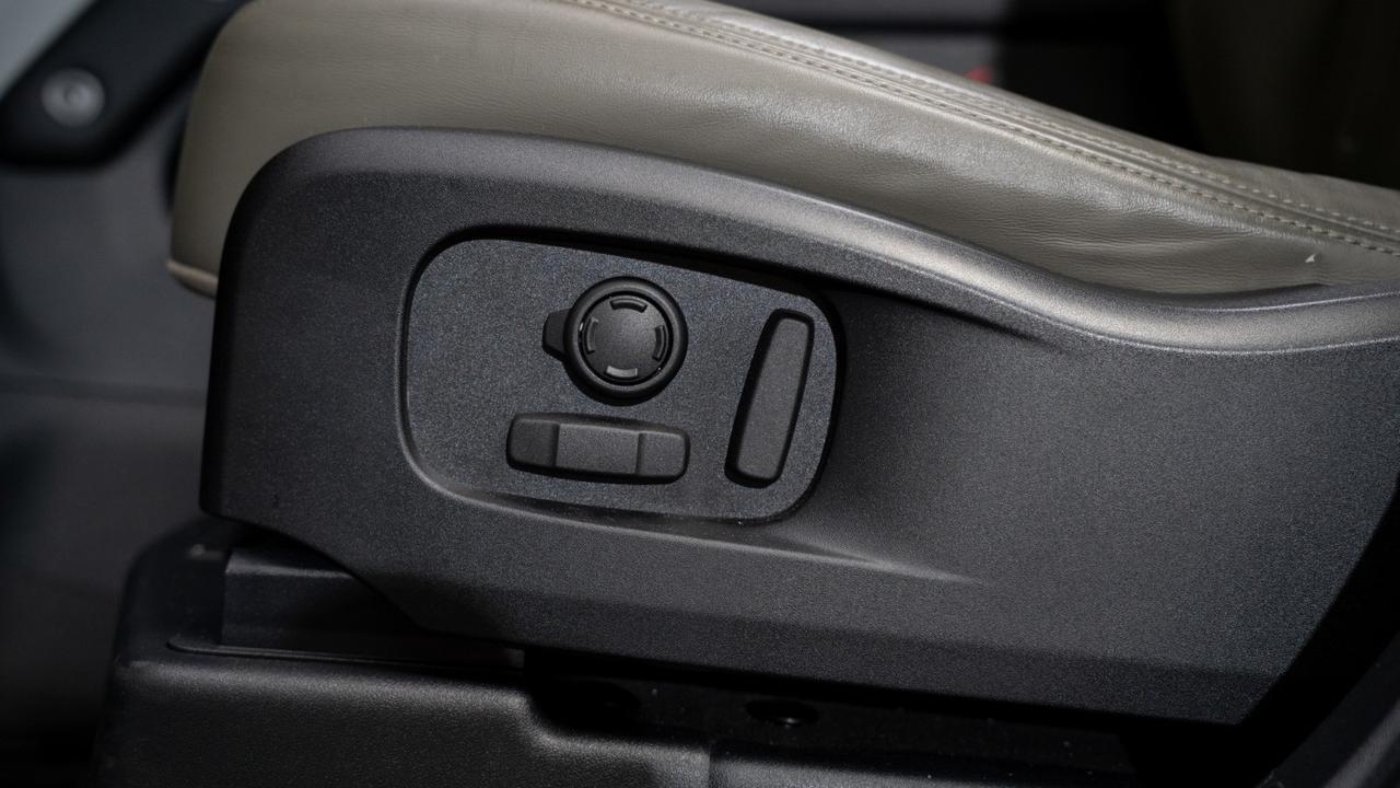 2020 Land Rover Defender SE Franklin TN