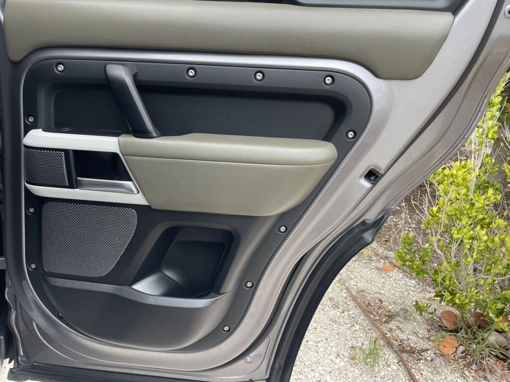 2020 Land Rover Defender SE Sarasota FL