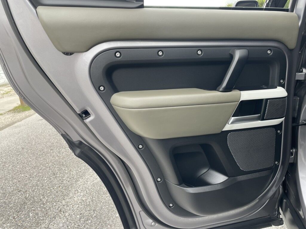 2020 Land Rover Defender SE Sarasota FL