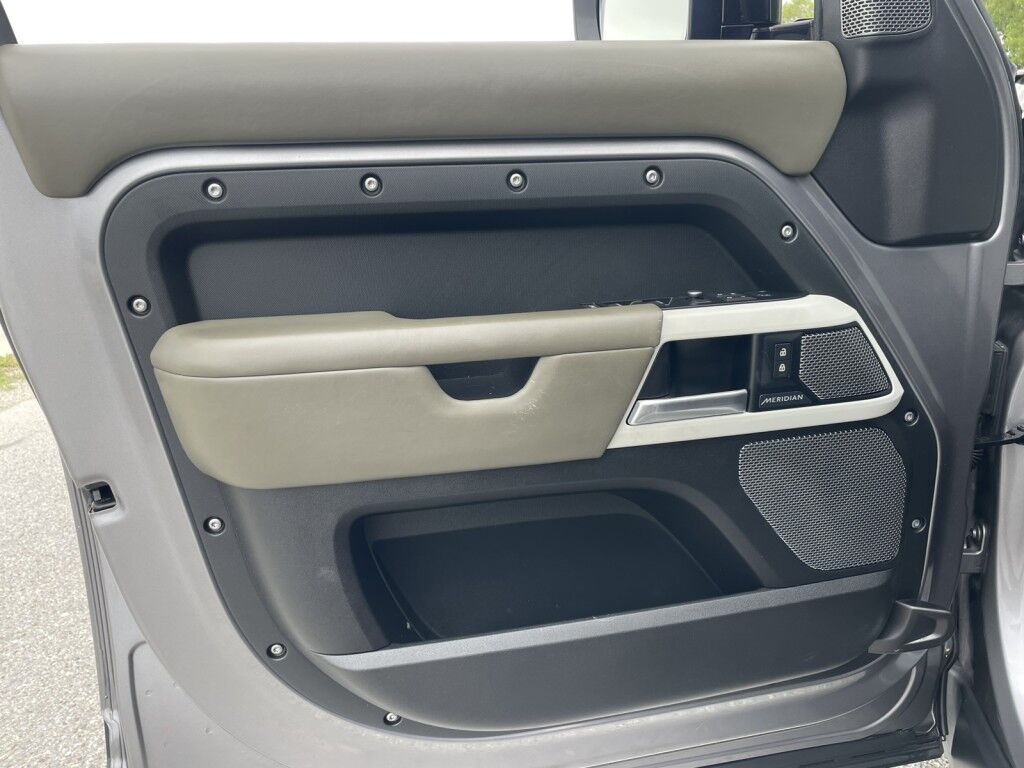 2020 Land Rover Defender SE Sarasota FL