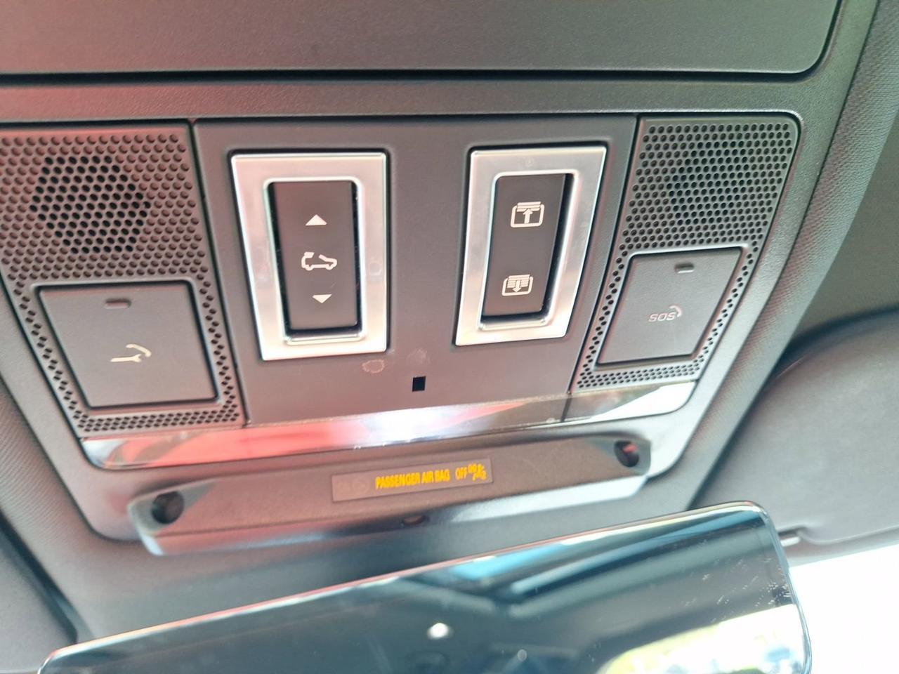 2020 Land Rover Defender X Hurst TX