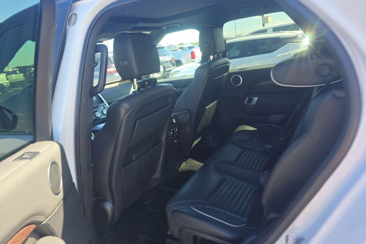 2020 Land Rover Discovery HSE Third Row Cold Climate Package Towing Portland OR