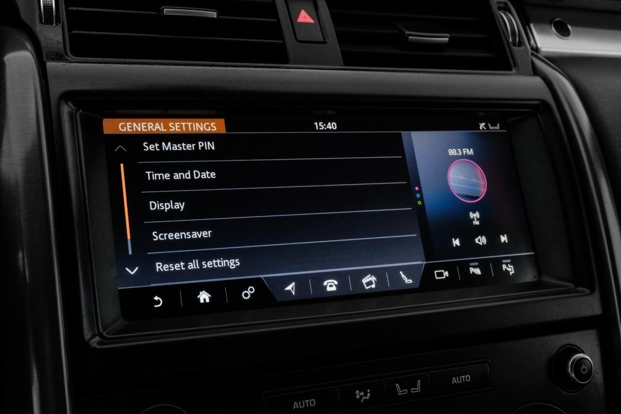 2020 Land Rover Discovery LANDMARK EDITION 4WD BLIND SPOT ASSIST NAVIGATION SUNROOF LEATHE Carrollton TX