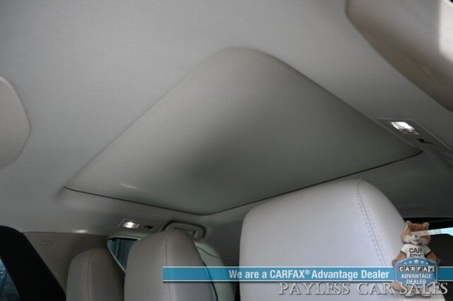 2020 Land Rover Discovery Landmark Edition / AWD / Front & Rear Heated Leather Seats / Heated Steering Wheel / Dual Sunroofs / Navigation / Meridian Speakers / Forward Collision & Blind Spot Alert / 3rd Row / Seats 7 / 21 MPG Anchorage AK