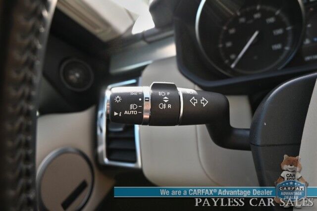 2020 Land Rover Discovery Landmark Edition / AWD / Front & Rear Heated Leather Seats / Heated Steering Wheel / Dual Sunroofs / Navigation / Meridian Speakers / Forward Collision & Blind Spot Alert / 3rd Row / Seats 7 / 21 MPG Anchorage AK
