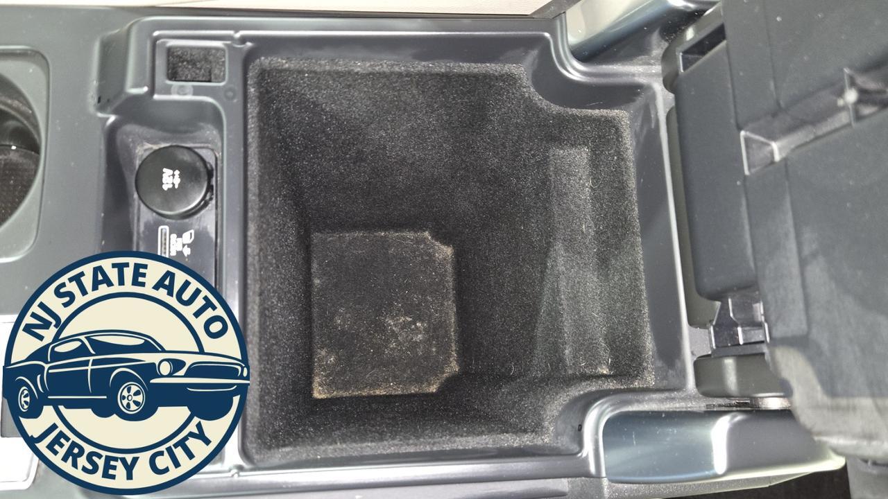 2020 Land Rover Discovery SE Jersey City NJ