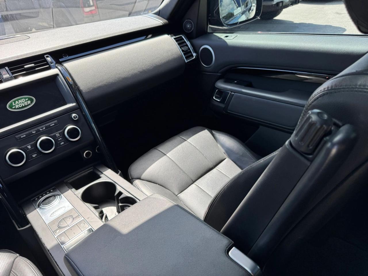 2020 Land Rover Discovery SE Miami FL