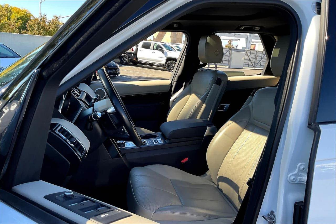 2020 Land Rover Discovery SE Roseville CA